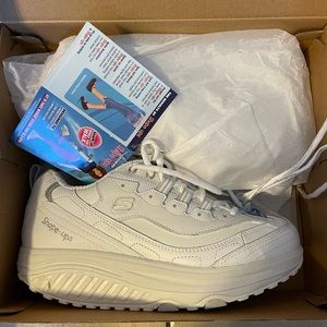 Sketchers - Shape ups size 8